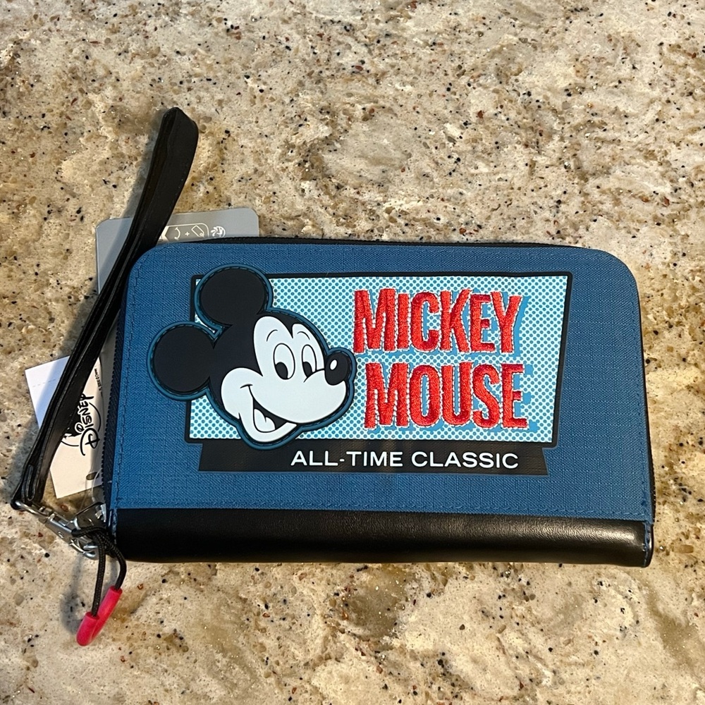 Disney-Mickey Mouse All Time Classic Wristlet Wallet (NWT)